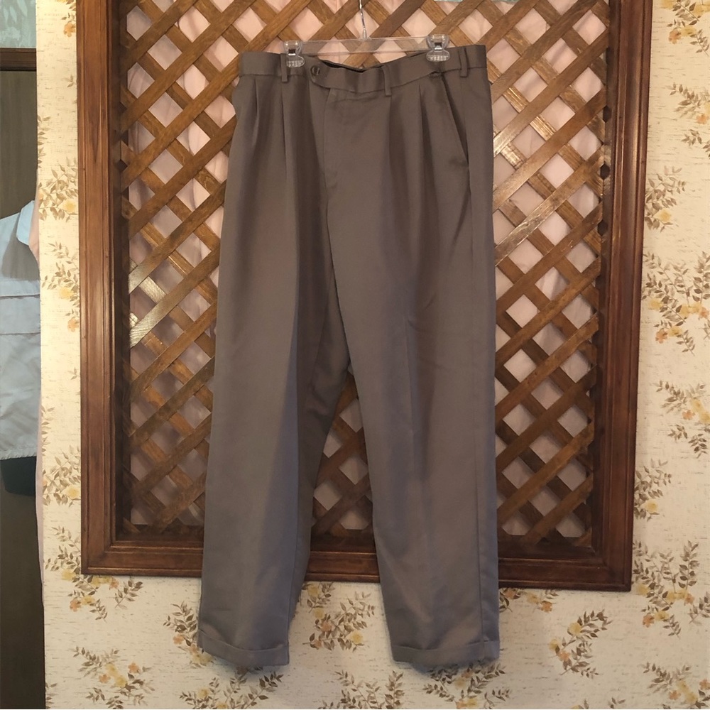 3 Men’s Pants for the price of one! WOW! - Picture 5 of 16